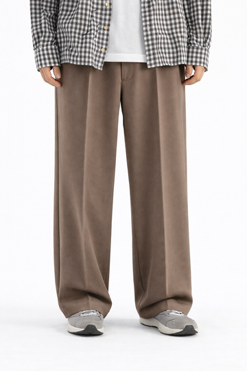 Pleated Relaxed Brown Trouser