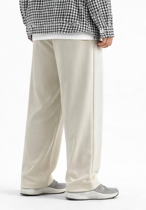 Pleated Relaxed Off White Trouser