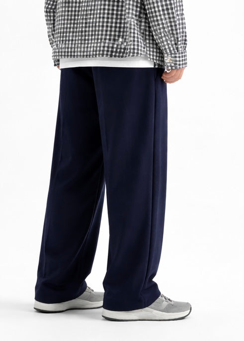 Pleated Relaxed Navy Blue Trouser