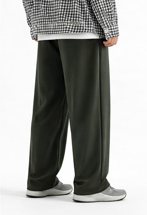 Pleated Relaxed Olive Green Trouser
