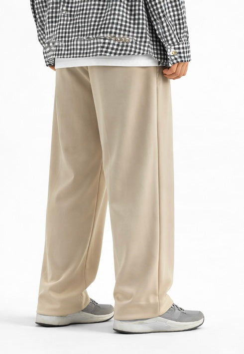 Pleated Relaxed Beige Trouser